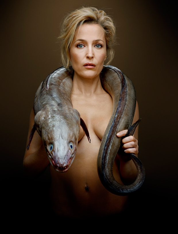 Gillian Anderson pose nue pour dire non au chalutage de fond