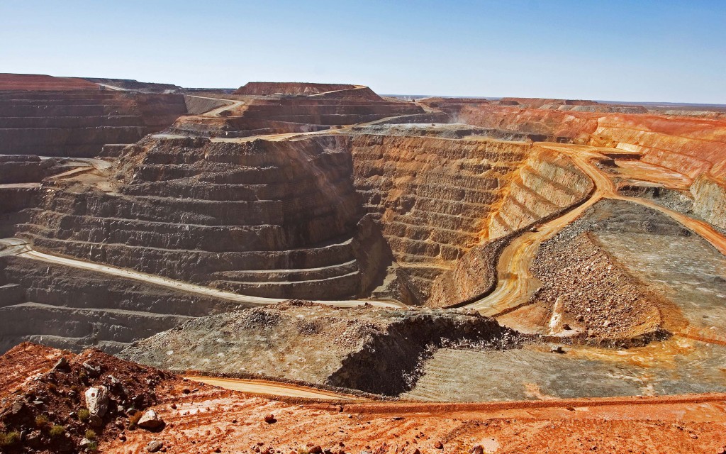 Voici une des plus grande mine a ciel ouvert au monde (Australie)