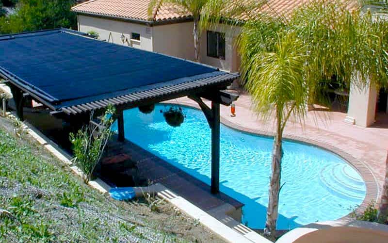 Peut-on vraiment chauffer sa piscine avec des panneaux solaires ?